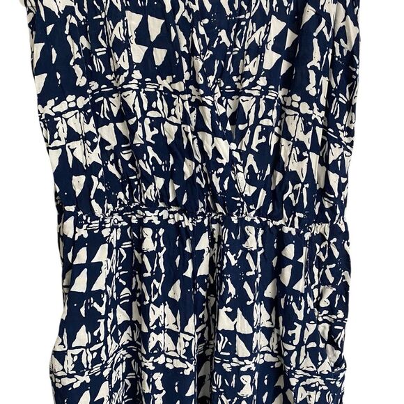 Forever 21 Wide Leg Jumpsuit Women's Sz M Sleeveless Geometric Print Navy White - Picture 6 of 15